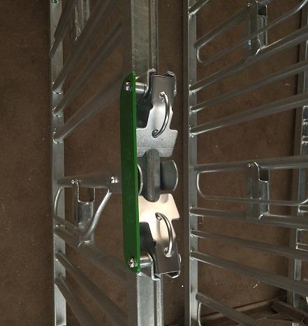 Head lock clip (1)